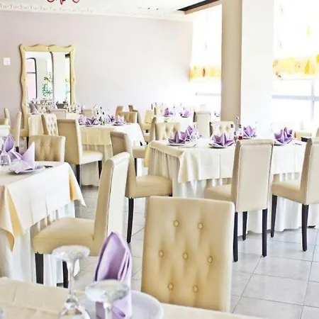 Aurelis Hotel Berxull
