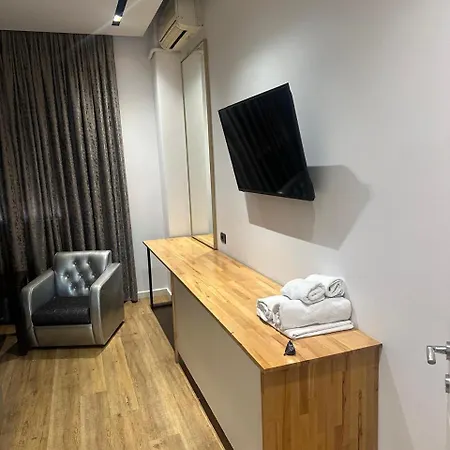 奥雷里斯酒店 酒店 4*