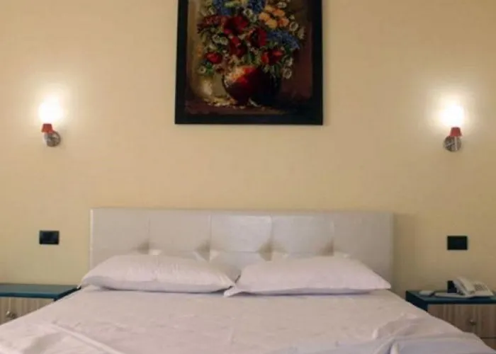 Aurelis 호텔 Bërxull